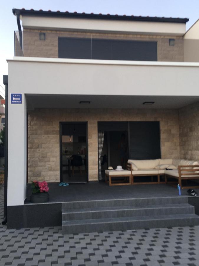 Apartmani Zlata Sveti Filip i Jakov Eksteriør billede