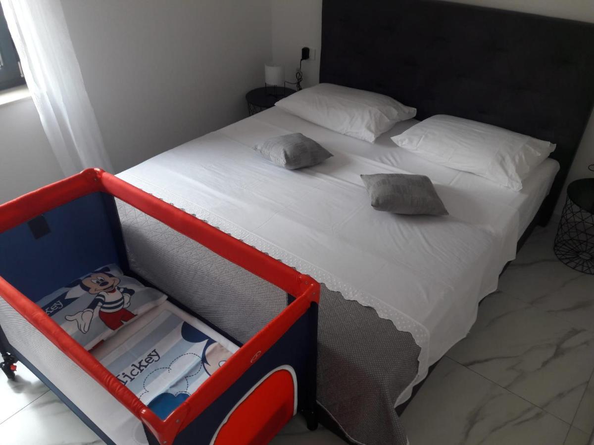 Apartmani Zlata Sveti Filip i Jakov Eksteriør billede