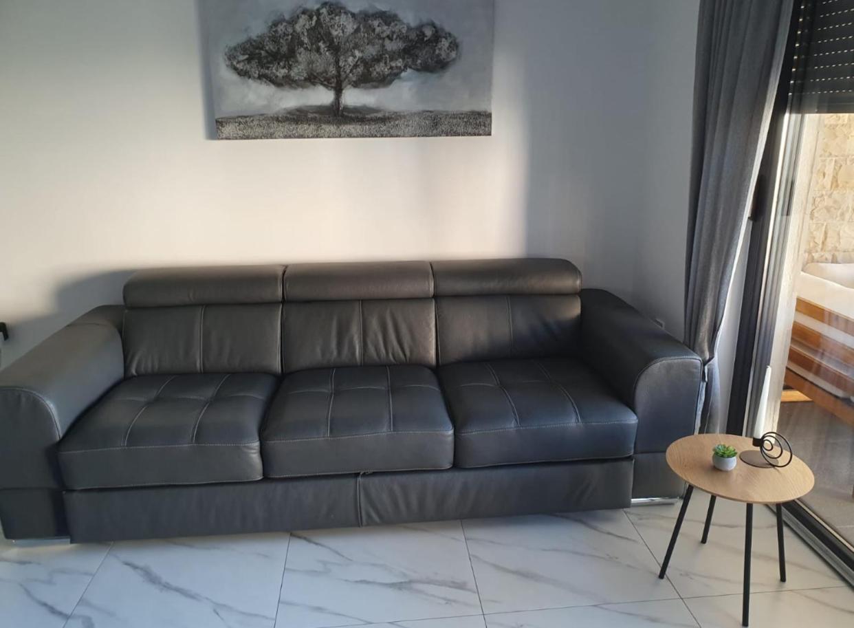Apartmani Zlata Sveti Filip i Jakov Eksteriør billede